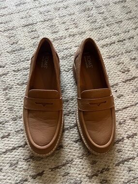 TOMS Cara Tan Leather Penny Loafers
